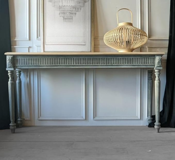 Wooden Carved Console Table in Solid Mango Wood with Antique Grey Distressed Finish – 48" for Living Room, Hallway, Entryway, Office