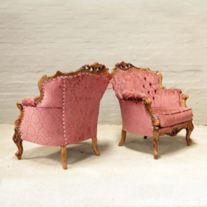 Italian carved Armchairs in Oak Set of 2