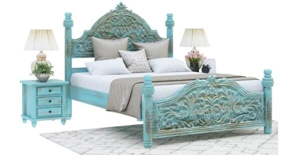 Wooden Carved Bed by Arman Handicrafts