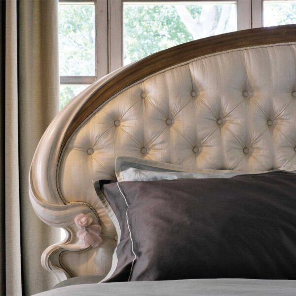 Classic Italian Hand Carved Chandigarh Premium Luxury Bed for Villas. - Image 3